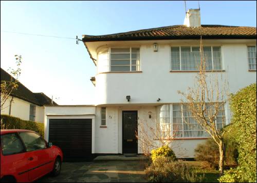 073 Ossulton Way